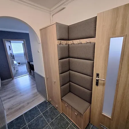 公寓 Apartman Banska Bystrica *